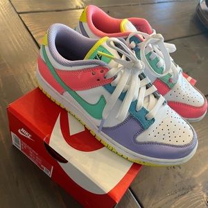 Nike Dunks Low Easter 🐣 6.5